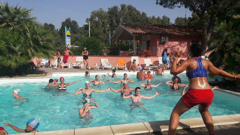 Camping Village Il Gineprino Марина ди Бибона Екстериор снимка
